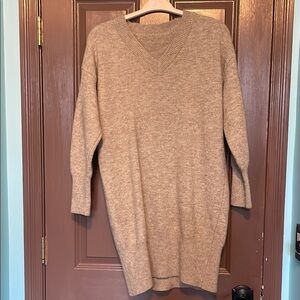 Cozy Tan V-Neck Sweater Dress M Wilfred Free Artizia Wool blend
